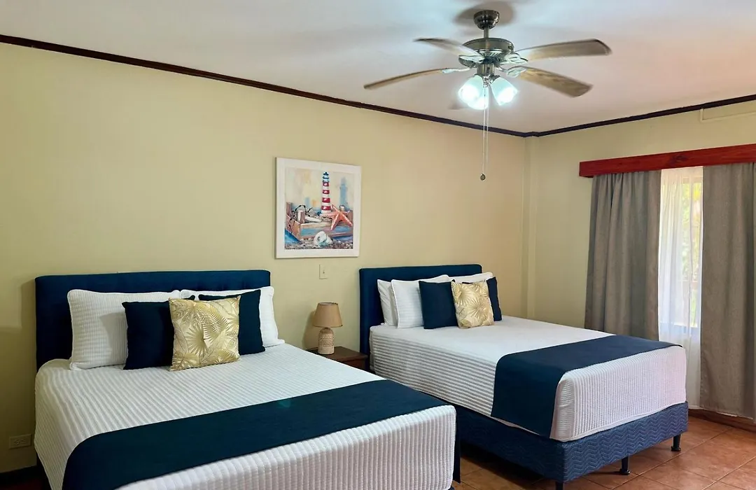 Hotel Delfin Playa Bejuco-1